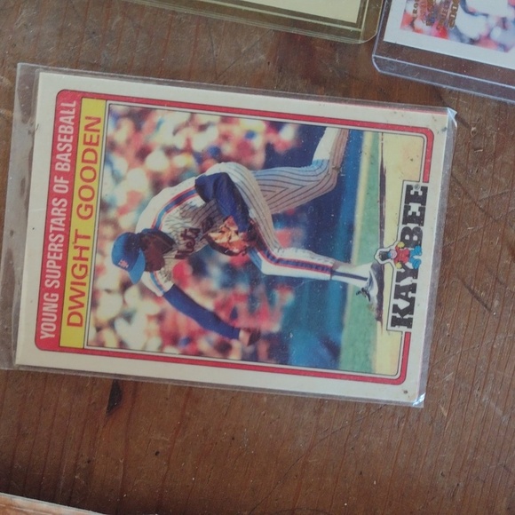 Assorted Baseball Trading Cards - Picture 7 of 7